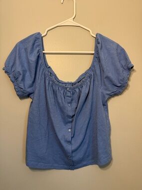 American Eagle Outfitters Light Blue Puff-Sleeve Button-Front Top
